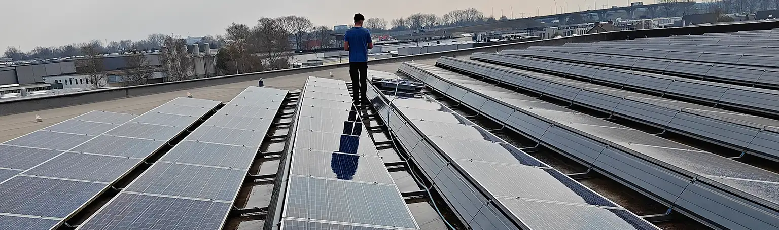 Zonnepaneel reiniging